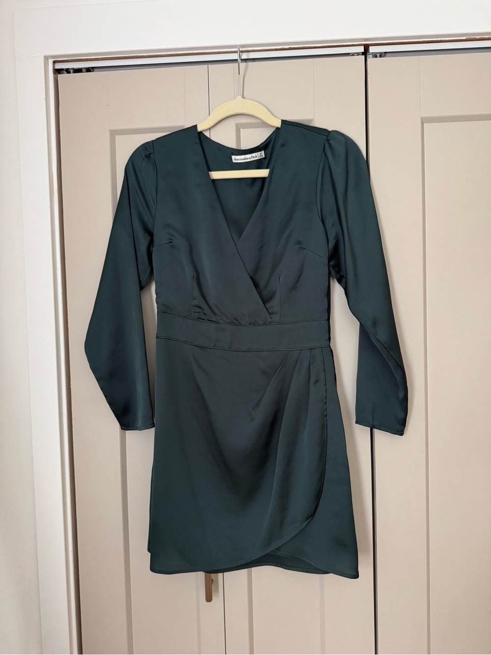 Abercrombie & Fitch Dark Green Long-Sleeve Wrap-Style Dress